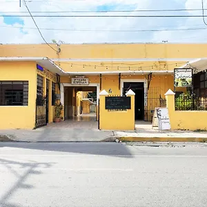 Oyo Espinosa, Merida, Parque De Santa Ana 2*, Merida Mexico